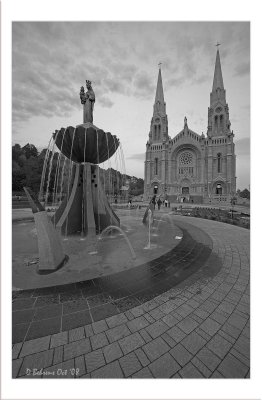 Basilica of Sainte-Anne-de-Beaupr.jpg