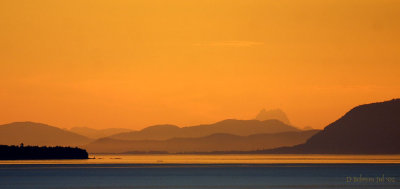 Sunset in the Inside Passage at 400mm.jpg