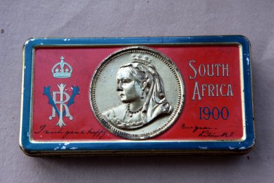 Queen Victoria Chocolate Tin, Boer War