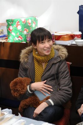Fuffy is happy with Carmen