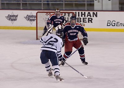 UNH's Naylor vs Taylor.jpg