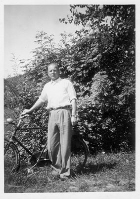 Anno met fiets.jpg