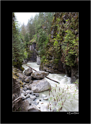 20090519_100_8772_The-Kettle-Valley-Railway-Tunnel-near-Hope.jpg