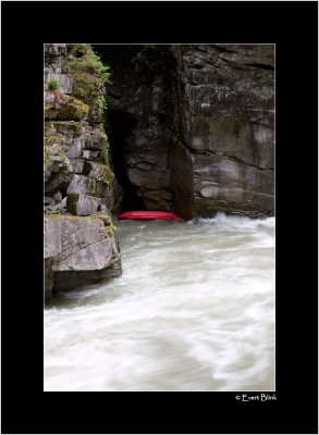 20090519_100_8782_The-Kettle-Valley-Railway-Tunnel-near-Hope.jpg