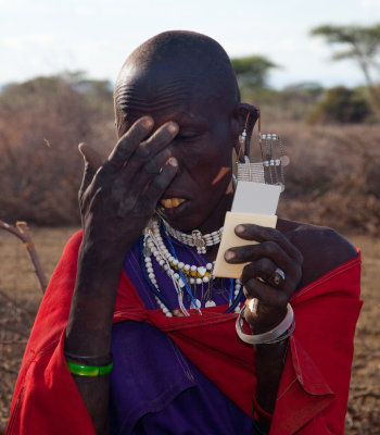 Maasai matriarch-IMG_0599.jpg