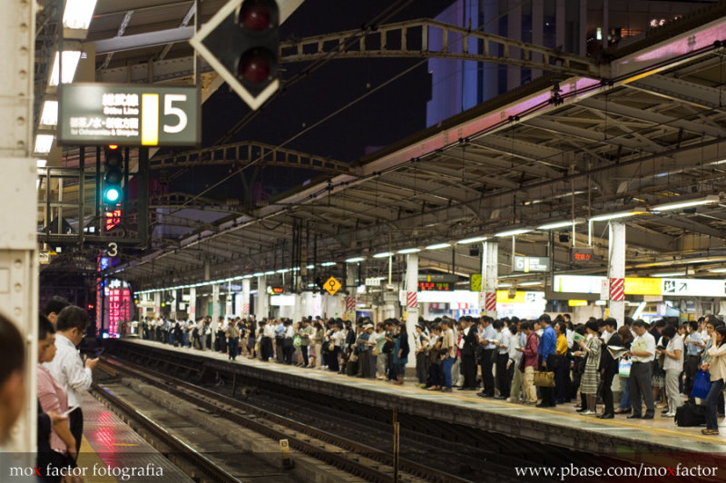 Tokyo 東京 - 秋葉原JR駅 Akihabara JR stn.