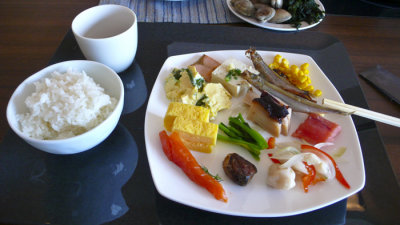 Hokkaido 北海道 - 網走 Abashiri - breakfast buffet