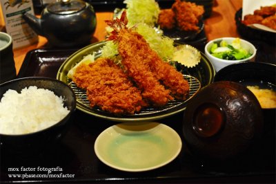 Kyoto 京都 - tonkatsu(豚カツ) restaurant in Isetan mall @ Kyoto Station