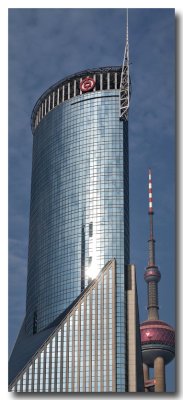 bank of china & oriental pearl tower