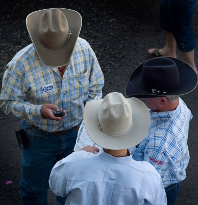 Conversation before the rodeo.
