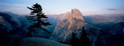 Yosemite Valley, Half Dome, California.