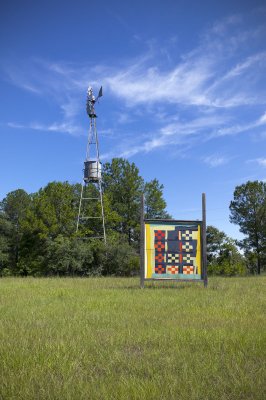 Quilt mural and windmill, Gee's Bend, AL.