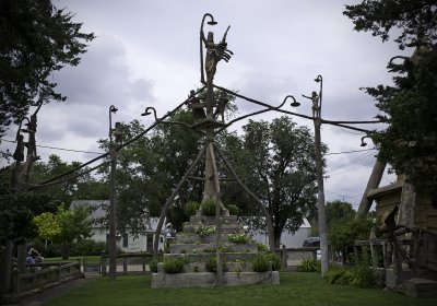 Statue on the grounds of the Garden of Eden.