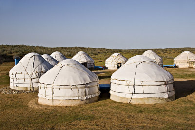 Yengui Gazgen - Yurts