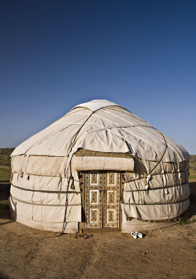Yengui Gazgen - Yurt