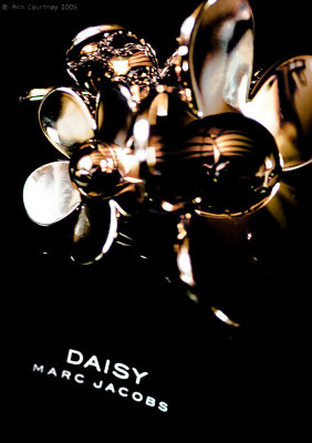I've fallen in love........with a perfume!!