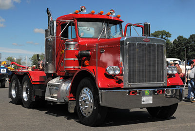 Golden Age of Trucking 2009 Show