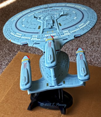 Diamond Select (17) - 2009 - USS Enterprise (Triple Nacelle - All Good Things) TNG