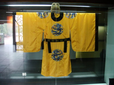 Traditional Emperor's Clothes - Xian Silk Factory