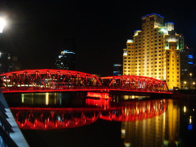 Bridge over Suzhou Creek at night