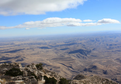 Guadalupe-Peak-hiking