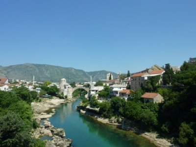 Stari bridge dun peu  plus loin