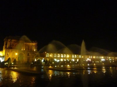 Iman square by night 1