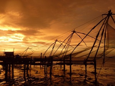 Sunset on the docks bis