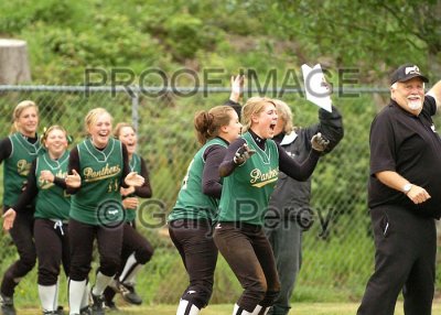 softball088_1977.jpg