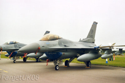 General Dynamics F-16C  91-0402 /SP   23FS/52FW