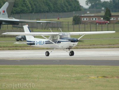 Cessna 152       G-SELA