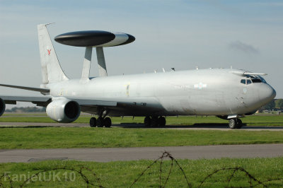 Boeing E-3D Sentry       ZH102