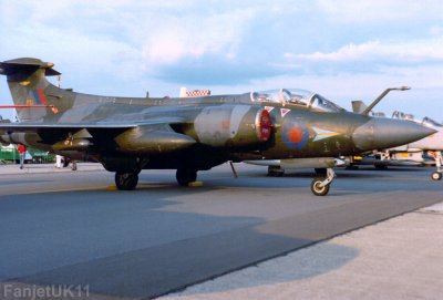 Hawker Siddeley Buccaneer S2    XN981  No.208 Sqdn.