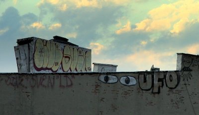 Graffiti Brooklyn, UFO