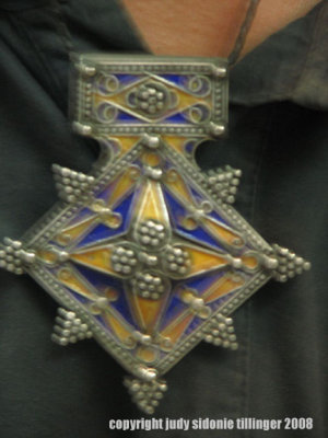 hassan's pendant
