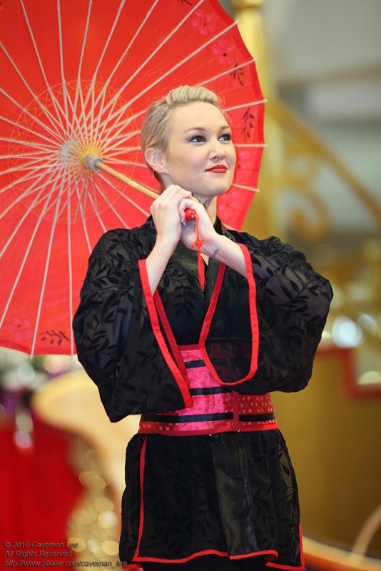 Umbrella dance