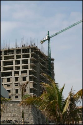 6162 Construction in Zona Hotelera Cancun.jpg