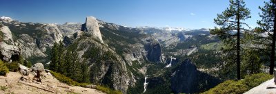 Pano-View from Glacier Point
