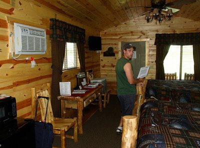 Frontier Cabins, Wall, South Dakota
