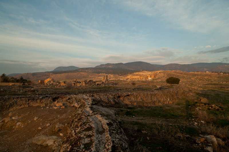 Turkey Hierapolis-3.jpg