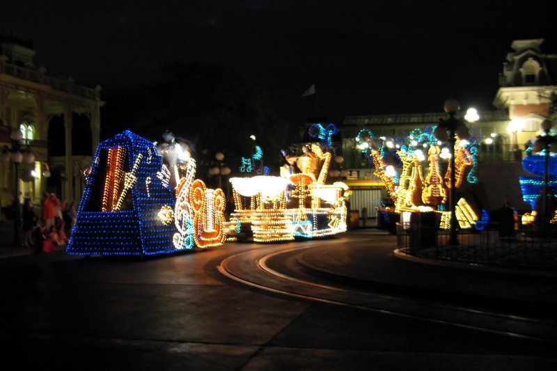 Spectromagic parade