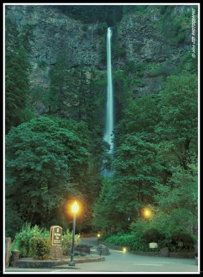 Multnomah Falls at 4:16am