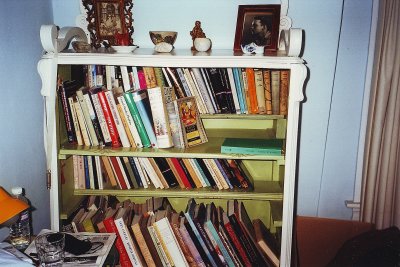 jms bedroom books.jpg