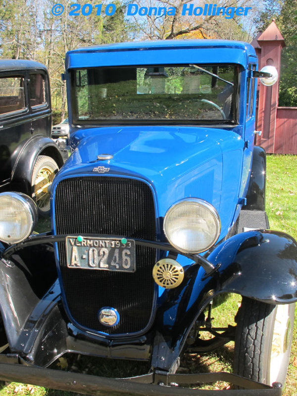 Blue Antique Car At the AppleFest