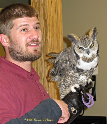 VINS Docent with Great Horned Owl