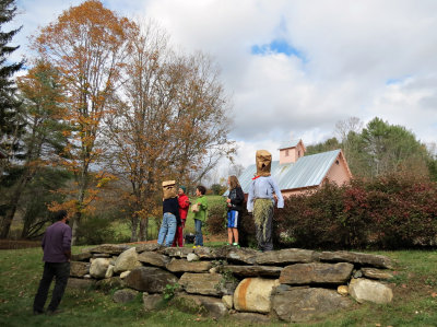 Live Scarecrows at the AppleFest