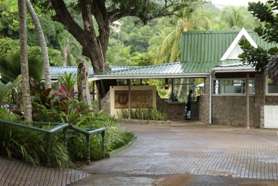 1ar Coco De Mer, Praslin.jpg