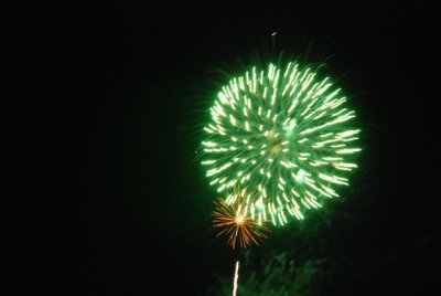 Canada Day 2010 Fireworks at Bronte Harbour Oakville -08.JPG