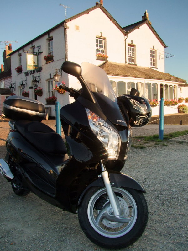Outside  the  Old  Ship  at  Heybridge  Basin.