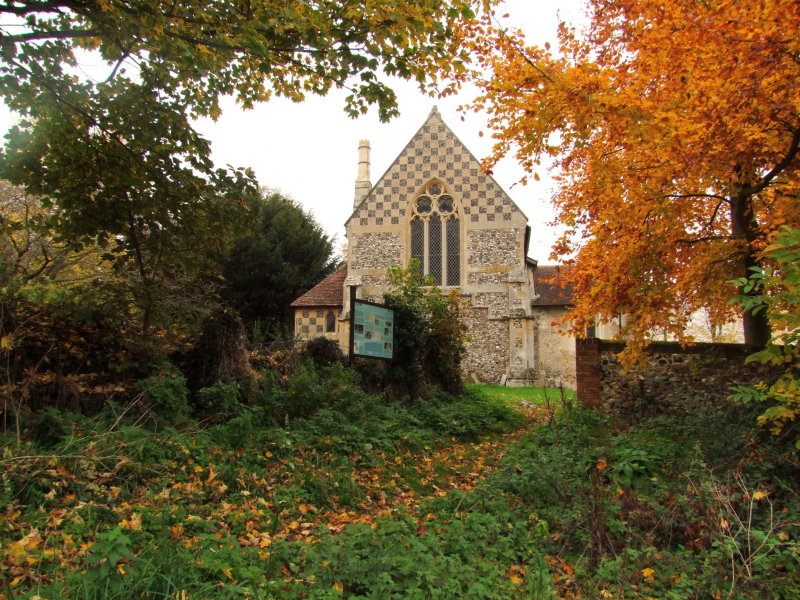 Footpath  entrance  to  St.Botolphs  Churchyard